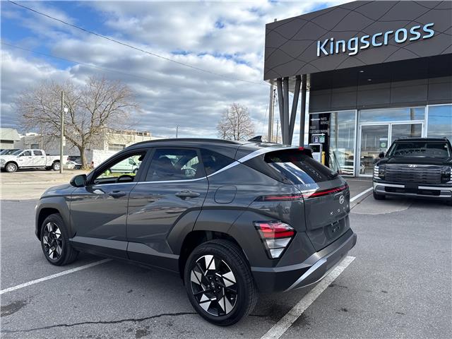 2025 Hyundai Kona 2.0L Preferred w/Trend Package (Stk: 35443A) in Scarborough - Image 3 of 19