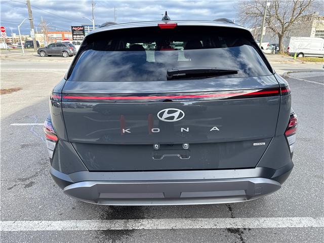 2025 Hyundai Kona 2.0L Preferred w/Trend Package (Stk: 35443A) in Scarborough - Image 4 of 19