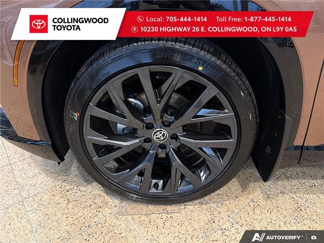 2025 Toyota Crown Signia Limited (Stk: 21963) in Collingwood - Image 6 of 14