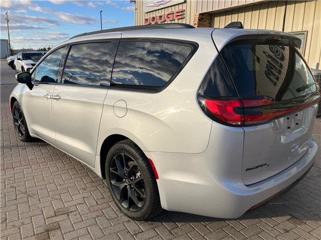2023 Chrysler Pacifica Touring-L (Stk: 5B084A) in Blenheim - Image 2 of 17 2023 Chrysler Pacifica Touring-L (Stk: 5B084A) in Blenheim - Image 2 of 17