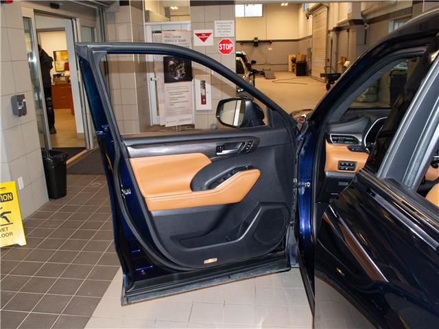 2023 Toyota Highlander Hybrid Limited (Stk: 26470A) in Kingston - Image 8 of 15