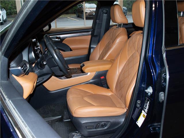 2023 Toyota Highlander Hybrid Limited (Stk: 26470A) in Kingston - Image 9 of 15