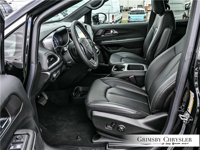 2026 Chrysler Grand Caravan SXT (Stk: N26055) in Grimsby - Image 15 of 32