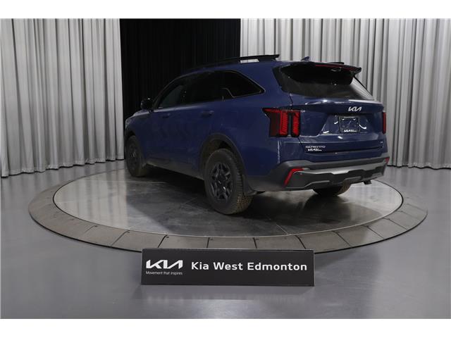 2024 Kia Sorento 2.5T X-Pro w/Black Interior (Stk: 25738C) in Edmonton - Image 4 of 37