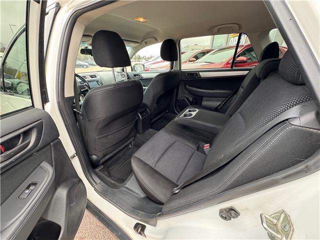 2015 Subaru Outback 2.5i (Stk: 25-550-1) in Pembroke - Image 11 of 20