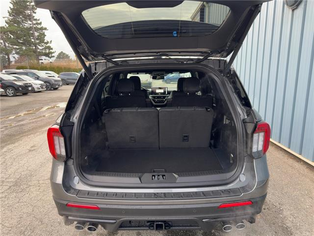 2026 Ford Explorer ST (Stk: 0B6037) in Kamloops - Image 12 of 25