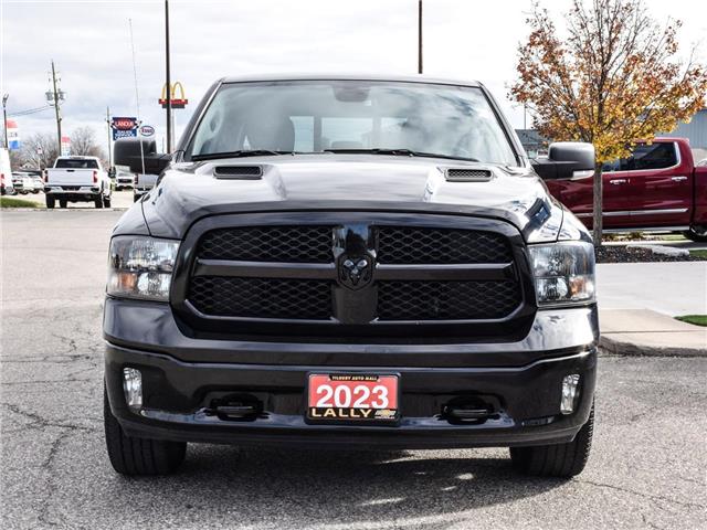 2023 RAM 1500 Classic SLT (Stk: LC00215T) in Tilbury - Image 2 of 30