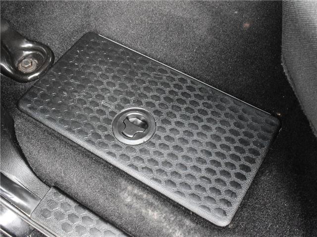 2023 RAM 1500 Classic SLT (Stk: LC00215T) in Tilbury - Image 15 of 30