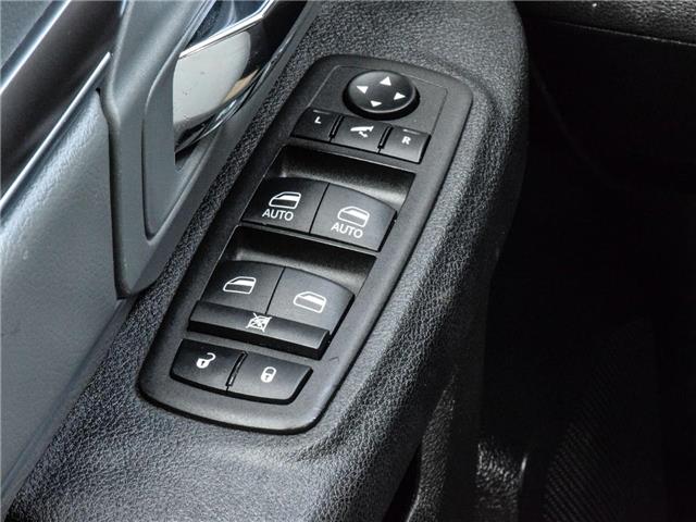 2023 RAM 1500 Classic SLT (Stk: LC00215T) in Tilbury - Image 16 of 30