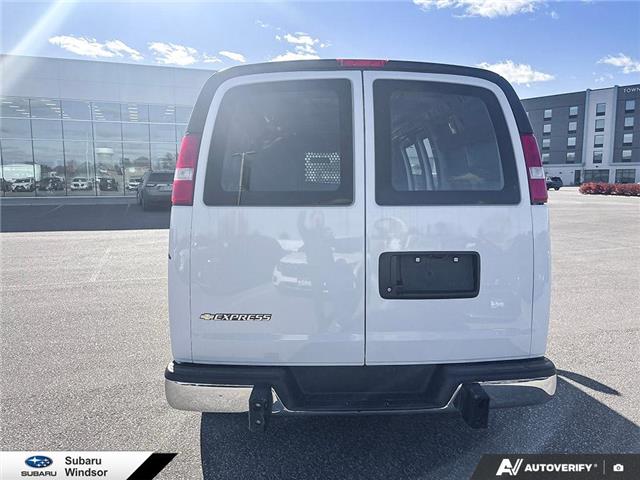 2024 Chevrolet Express 2500 Work Van (Stk: P0670) in Tecumseh - Image 8 of 26