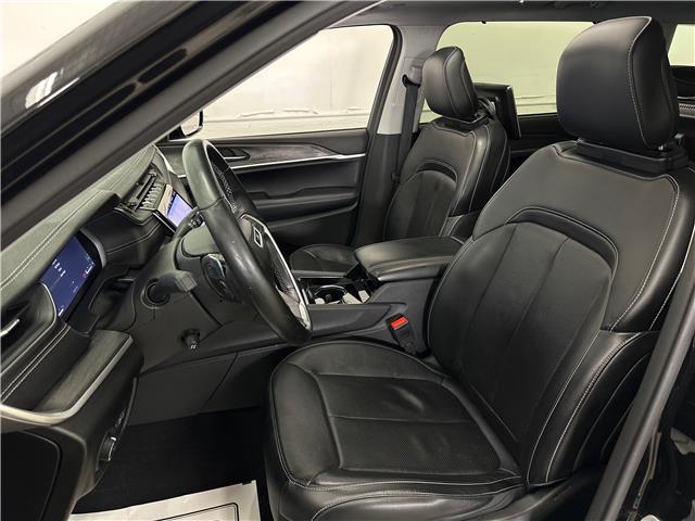 2021 Jeep Grand Cherokee L Limited (Stk: 42830JAAA) in Belleville - Image 17 of 32