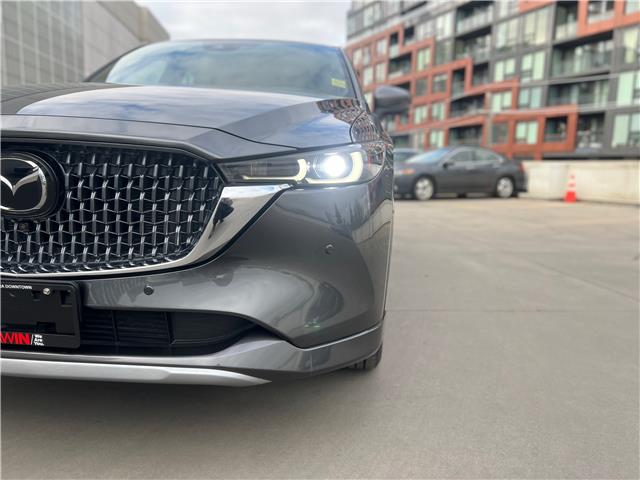 2025 Mazda CX-5 Signature (Stk: AP5370) in Toronto - Image 2 of 25