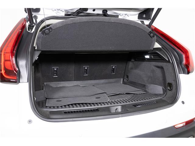 2022 Cadillac XT4 Premium Luxury (Stk: X3508A) in London - Image 8 of 37