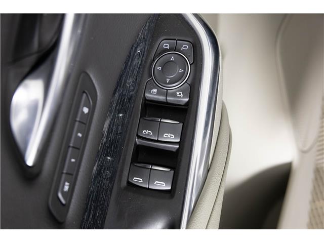 2022 Cadillac XT4 Premium Luxury (Stk: X3508A) in London - Image 13 of 37