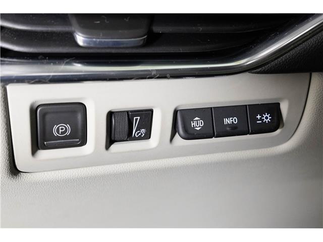 2022 Cadillac XT4 Premium Luxury (Stk: X3508A) in London - Image 16 of 37