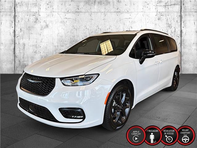 2026 Chrysler Pacifica Select (Stk: 26035) in Saint-Léonard - Image 1 of 26