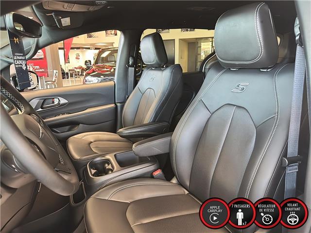 2026 Chrysler Pacifica Select (Stk: 26035) in Saint-Léonard - Image 10 of 26