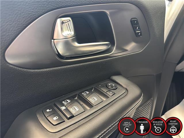 2026 Chrysler Pacifica Select (Stk: 26035) in Saint-Léonard - Image 12 of 26