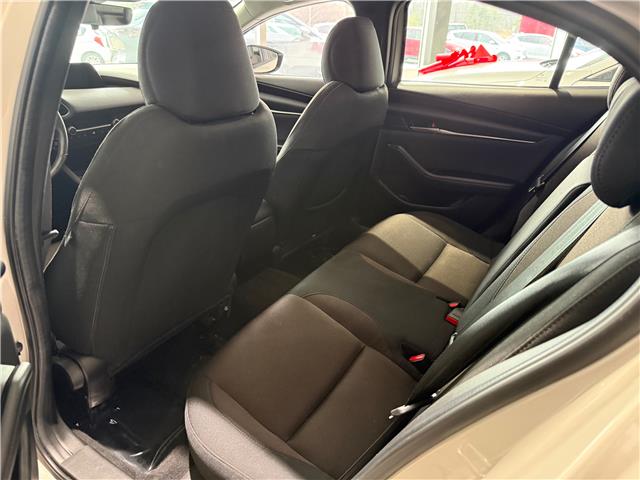 2022 Mazda Mazda3 GS (Stk: 24642) in Pembroke - Image 7 of 13