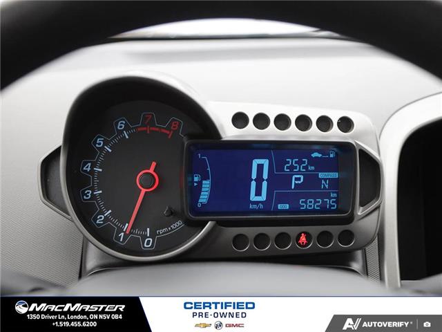 2016 Chevrolet Sonic LT Auto (Stk: 250433A) in London - Image 18 of 30