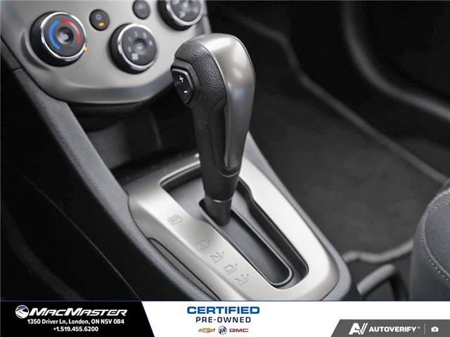 2016 Chevrolet Sonic LT Auto (Stk: 250433A) in London - Image 22 of 30