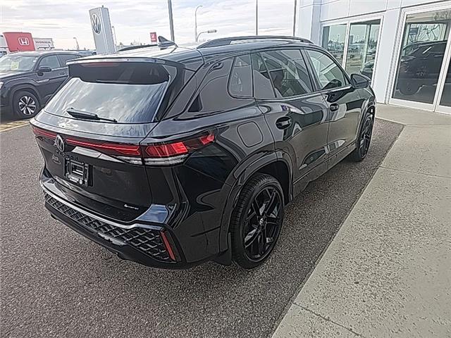 2026 Volkswagen Tiguan Comfortline R-Line Black Edition (Stk: 26279) in Lethbridge - Image 5 of 26