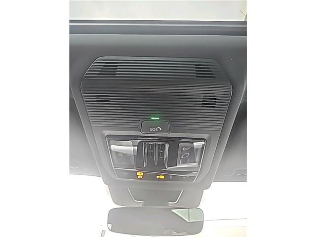 2026 Volkswagen Tiguan Comfortline R-Line Black Edition (Stk: 26279) in Lethbridge - Image 17 of 26