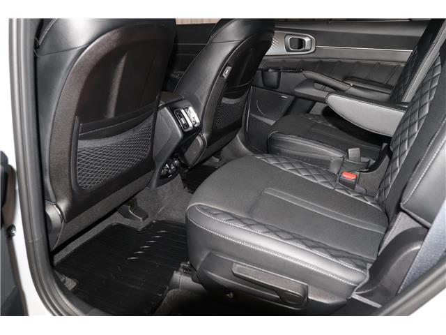 2023 Kia Sorento 2.5T SX w/Black Leather (Stk: 25331C) in Edmonton - Image 23 of 30
