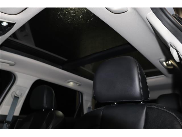 2023 Kia Sorento 2.5T SX w/Black Leather (Stk: 25331C) in Edmonton - Image 12 of 30