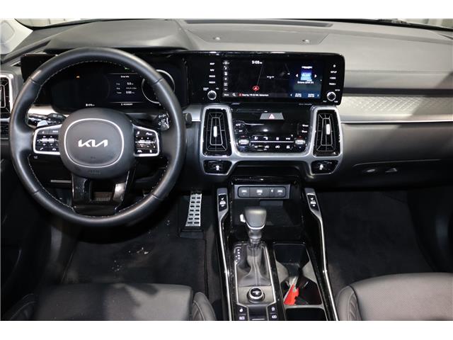 2023 Kia Sorento 2.5T SX w/Black Leather (Stk: 25331C) in Edmonton - Image 14 of 30