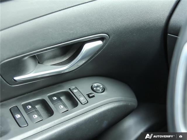 2022 Hyundai Tucson ESSENTIAL (Stk: 102223) in London - Image 16 of 25