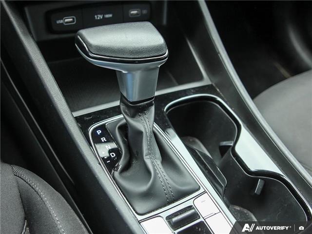 2022 Hyundai Tucson ESSENTIAL (Stk: 102223) in London - Image 18 of 25