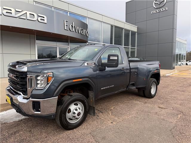 2020 GMC Sierra 3500HD Base (Stk: 24673) in Pembroke - Image 2 of 24
