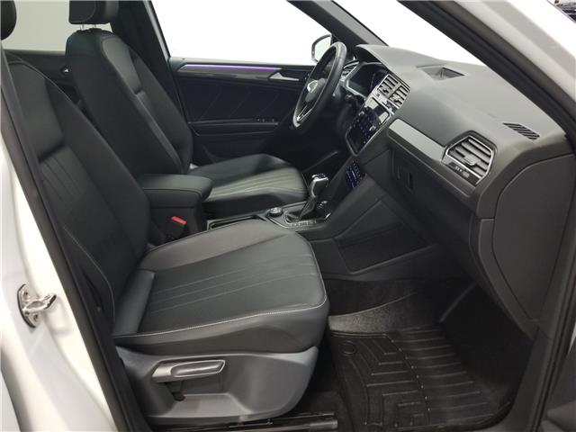 2023 Volkswagen Tiguan Comfortline R-Line Black (Stk: E4929) in Mississauga - Image 23 of 26