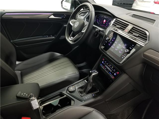 2023 Volkswagen Tiguan Comfortline R-Line Black (Stk: E4929) in Mississauga - Image 25 of 26
