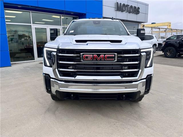 2026 GMC Sierra 3500HD CC SLE (Stk: 150571) in Fort MacLeod - Image 2 of 17