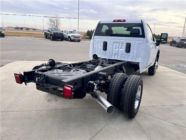 2026 GMC Sierra 3500HD CC SLE (Stk: 150571) in Fort MacLeod - Image 4 of 17
