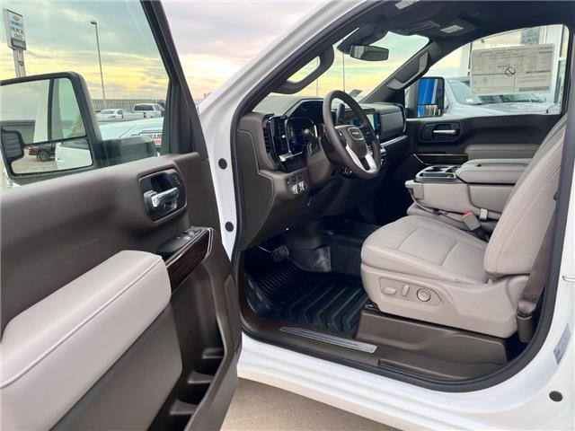 2026 GMC Sierra 3500HD CC SLE (Stk: 150571) in Fort MacLeod - Image 8 of 17