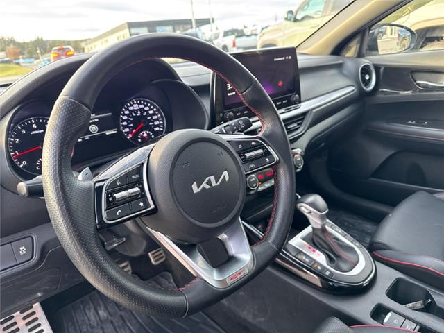 2023 Kia Forte5 GT (Stk: T047642A) in Cranbrook - Image 9 of 21
