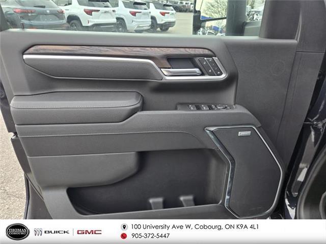 2025 GMC Sierra 2500HD SLT (Stk: T47810) in Cobourg - Image 9 of 16