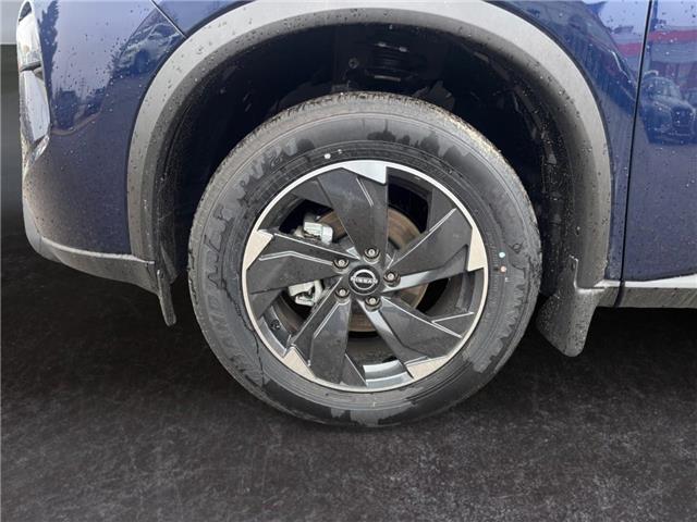 2025 Nissan Rogue SV Moonroof (Stk: 15896) in Okotoks - Image 14 of 16