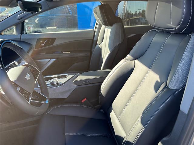 2026 Cadillac OPTIQ Sport (Stk: S118454) in Newmarket - Image 12 of 18