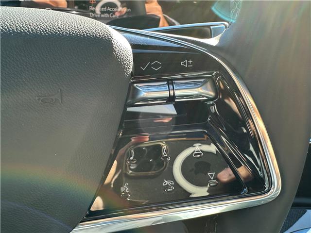 2026 Cadillac OPTIQ Sport (Stk: S118454) in Newmarket - Image 15 of 18