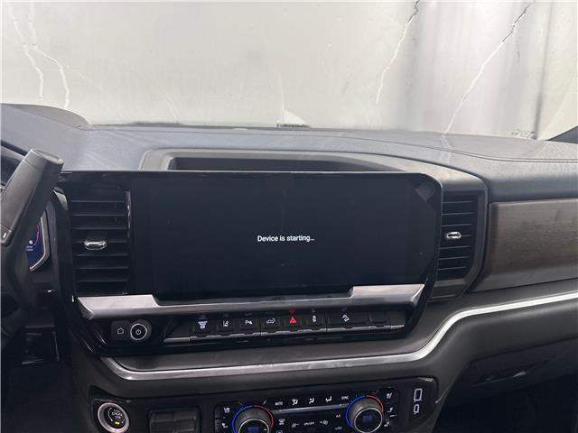 2026 Chevrolet Silverado 2500HD High Country (Stk: 14039) in Roblin - Image 11 of 14 2026 Chevrolet Silverado 2500HD High Country (Stk: 14039) in Roblin - Image 11 of 14