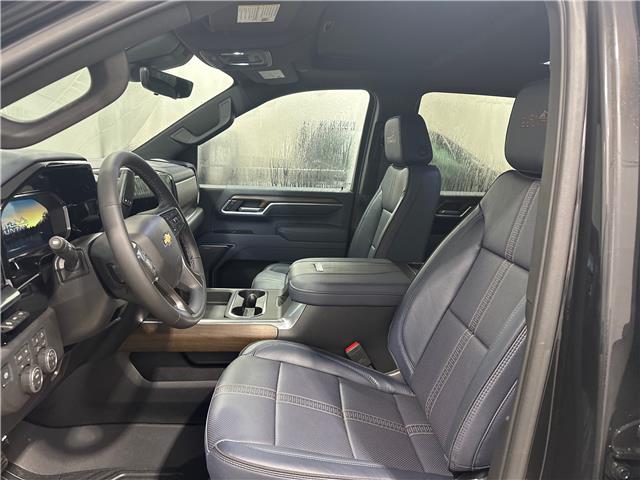 2026 Chevrolet Silverado 2500HD High Country (Stk: 14039) in Roblin - Image 6 of 14 2026 Chevrolet Silverado 2500HD High Country (Stk: 14039) in Roblin - Image 6 of 14