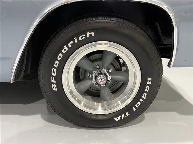 1965 Chevrolet Malibu SS-Super Sport (Stk: 102667) in Watford - Image 20 of 48