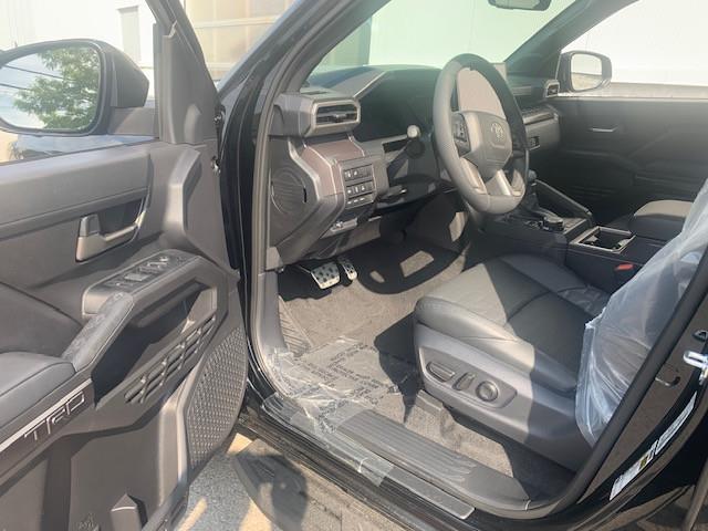 2025 Toyota Tacoma Base (Stk: TB330) in Cobourg - Image 3 of 7