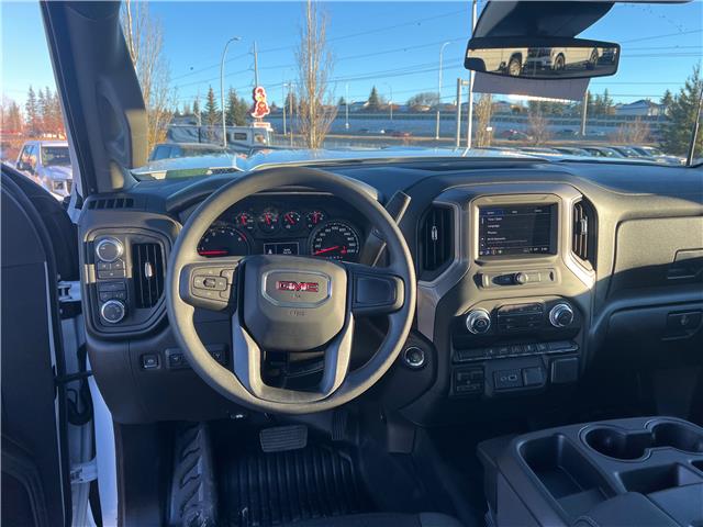 2026 GMC Sierra 3500HD Pro (Stk: TF146978) in Calgary - Image 13 of 21