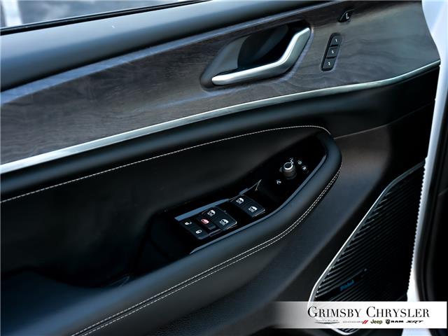 2022 Jeep Grand Cherokee Overland (Stk: U6265) in Grimsby - Image 17 of 34