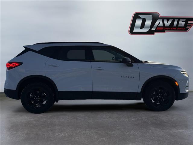 2025 Chevrolet Blazer LT (Stk: 361598) in AIRDRIE - Image 6 of 15